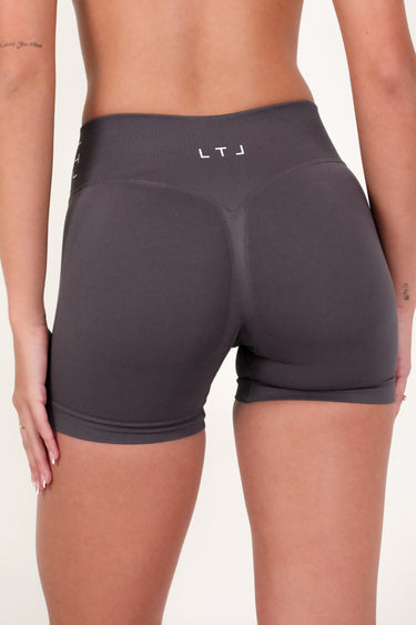 Poised Seamless Shorts - Graphite