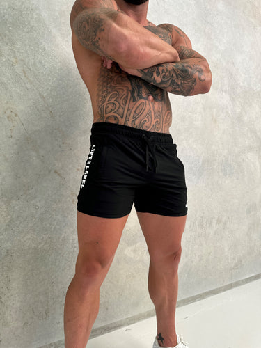 Della Squat Shorts - Black / White