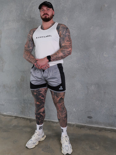 Della 2.0  Squat Shorts - Grey / Black
