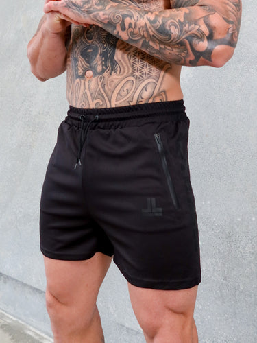 Game On Shorts - Black / Black