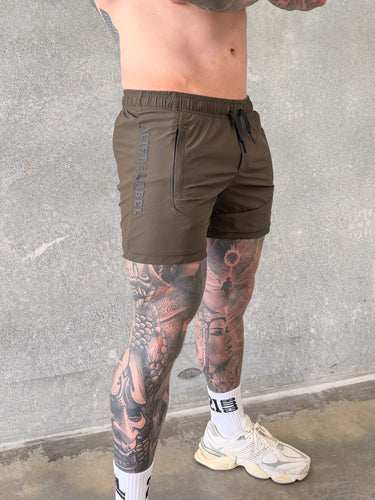 Della Squat Shorts - Khaki / Black