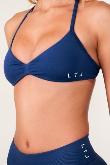 Poised Seamless Crop - Navy